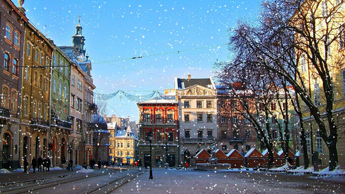 7 places in Lviv for winter walks