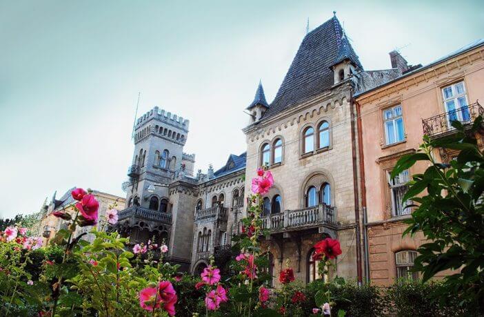 The 5 most beautiful streets of Lviv