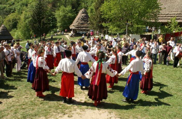 Lviv will host the festival “Easter in the grove”