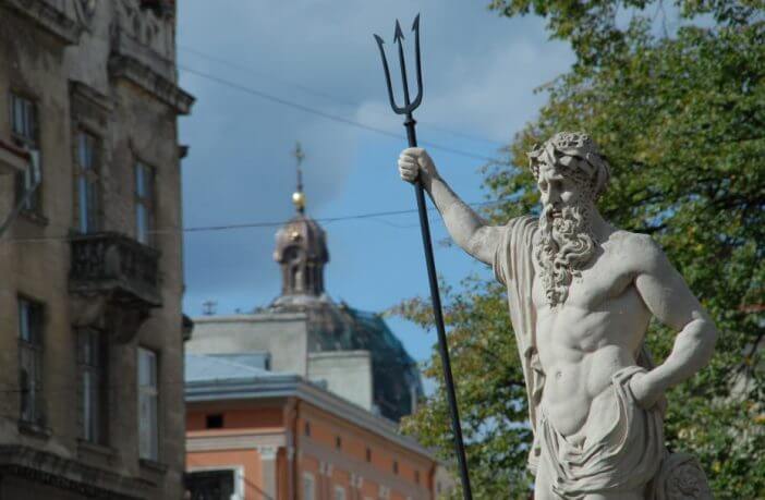 What do the Lviv fountains of Rynok Square hide?
